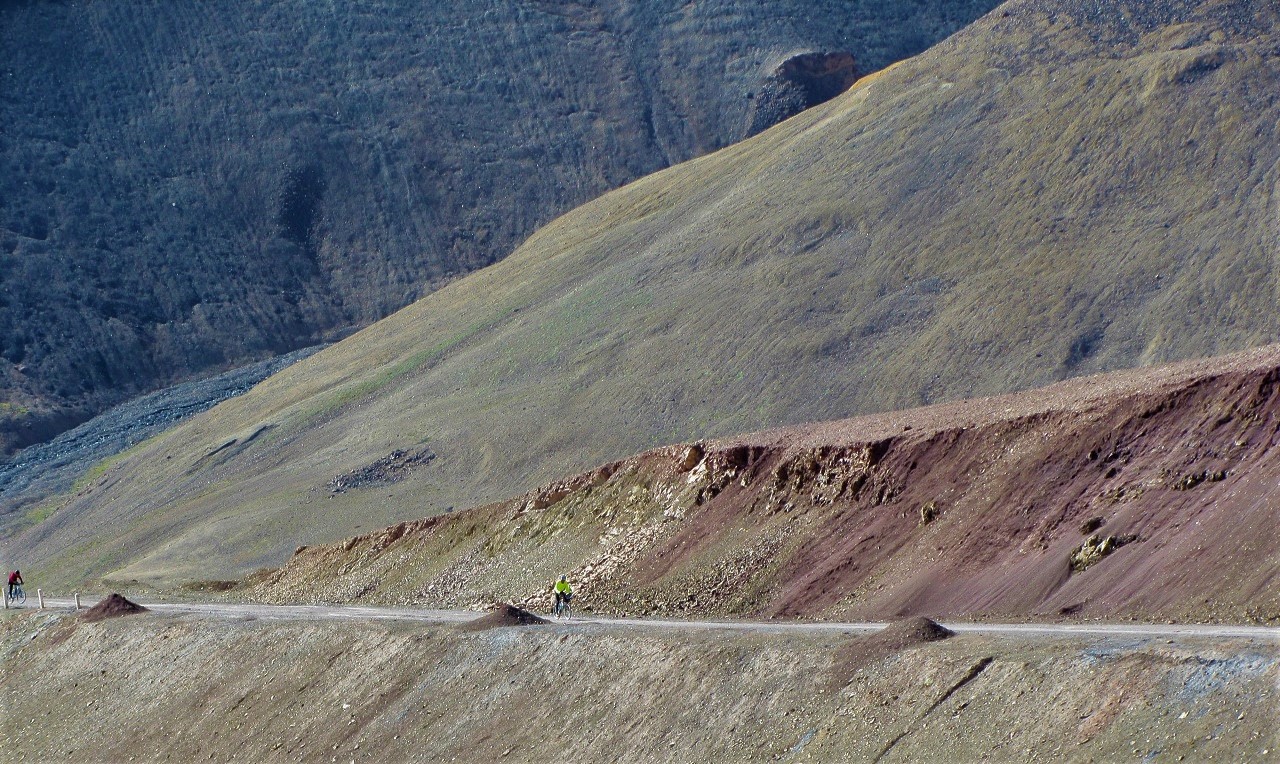 cycling Namdguti Tajikistan